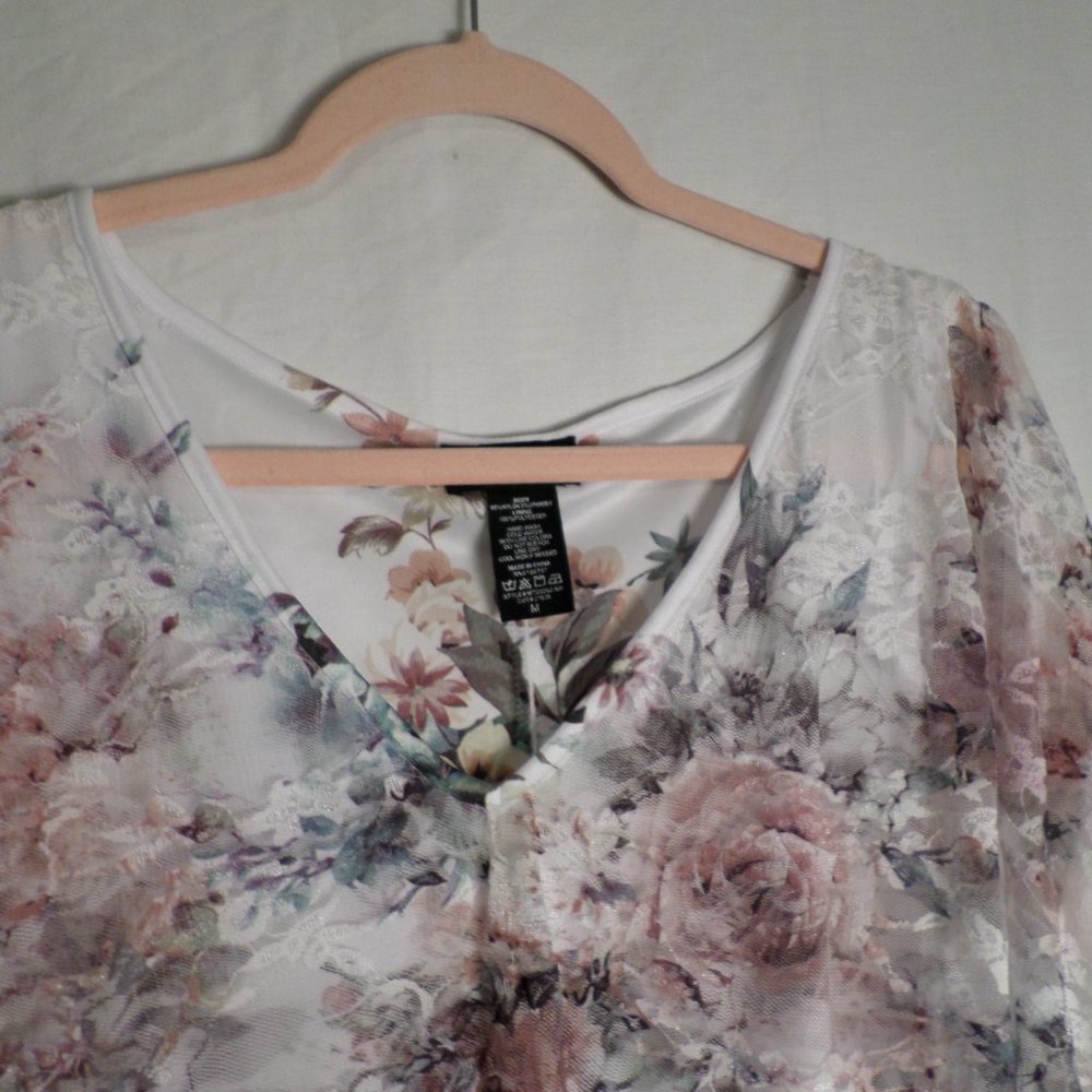 Brittany Black Floral Print Lace Top Blouse Medium W/Tank Top - Picture 7 of 12